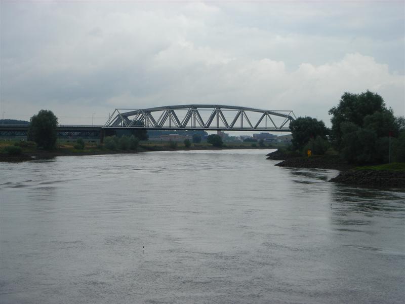 Brug%20naar%20Arnhem%20(Medium).JPG