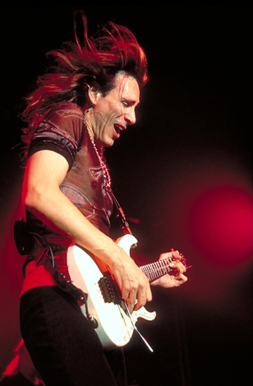 Steve-Vai_02.jpg