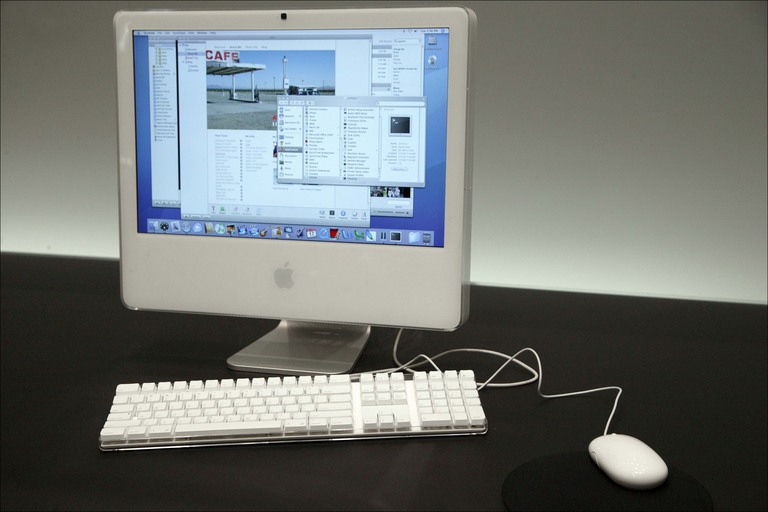 intel-imac-at-macworld.jpg