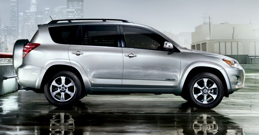 Toyota_RAV4_2010.jpg